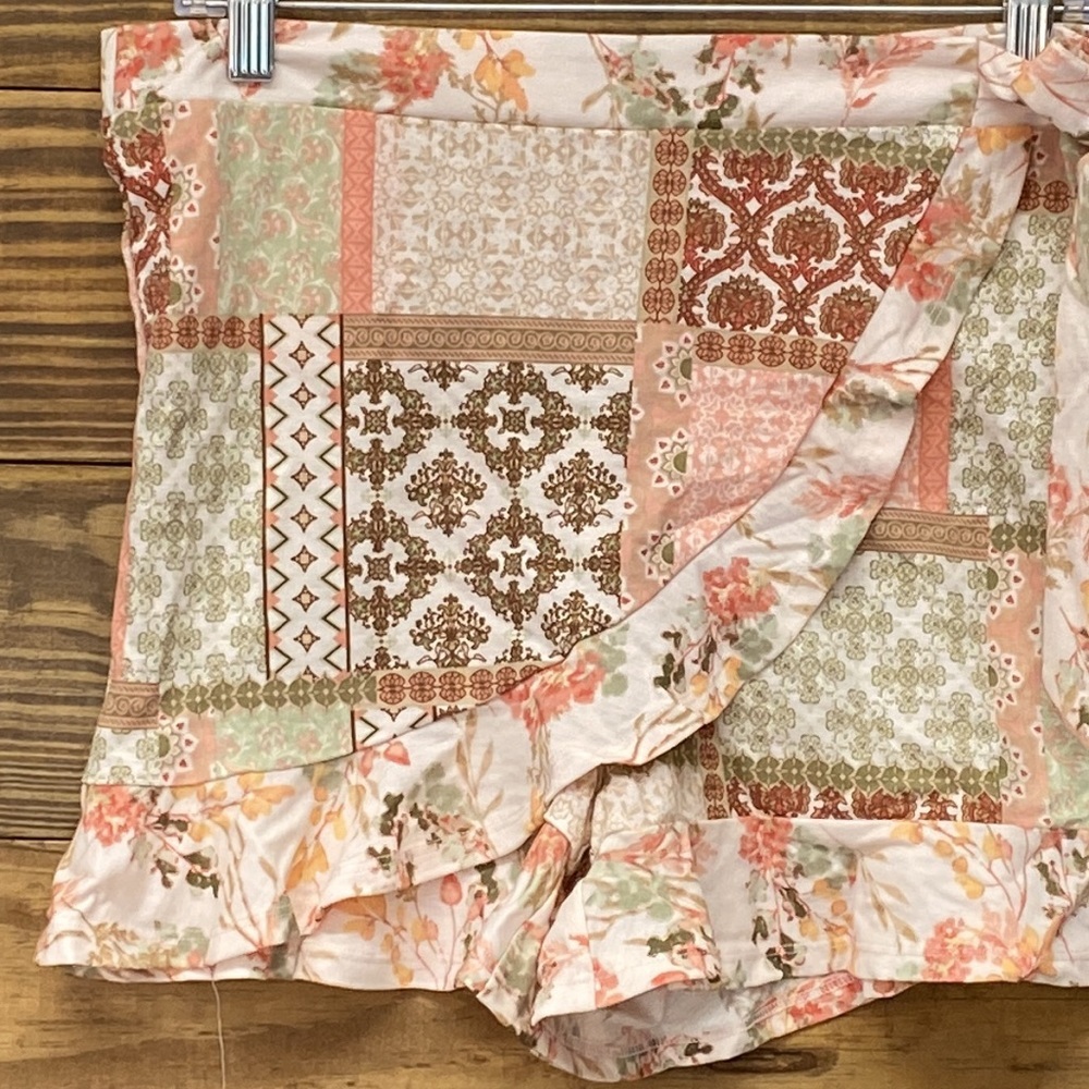 Ruffled Medallion Patchwork Skort Shorts Cato Fas… - image 5